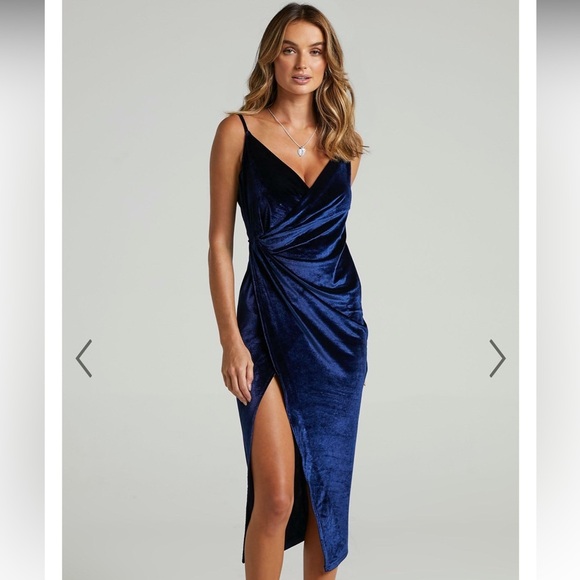 Showpo. Dresses & Skirts - NWOT SHOWPO LOVING BLIND VELVET NAVY BLUE MIDI DRESS WITH SLIT SIZE SMALL